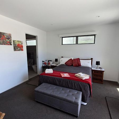 Papamoa Beach, Pohutukawa Deluxe Studio, On Hugoway Luaran gambar